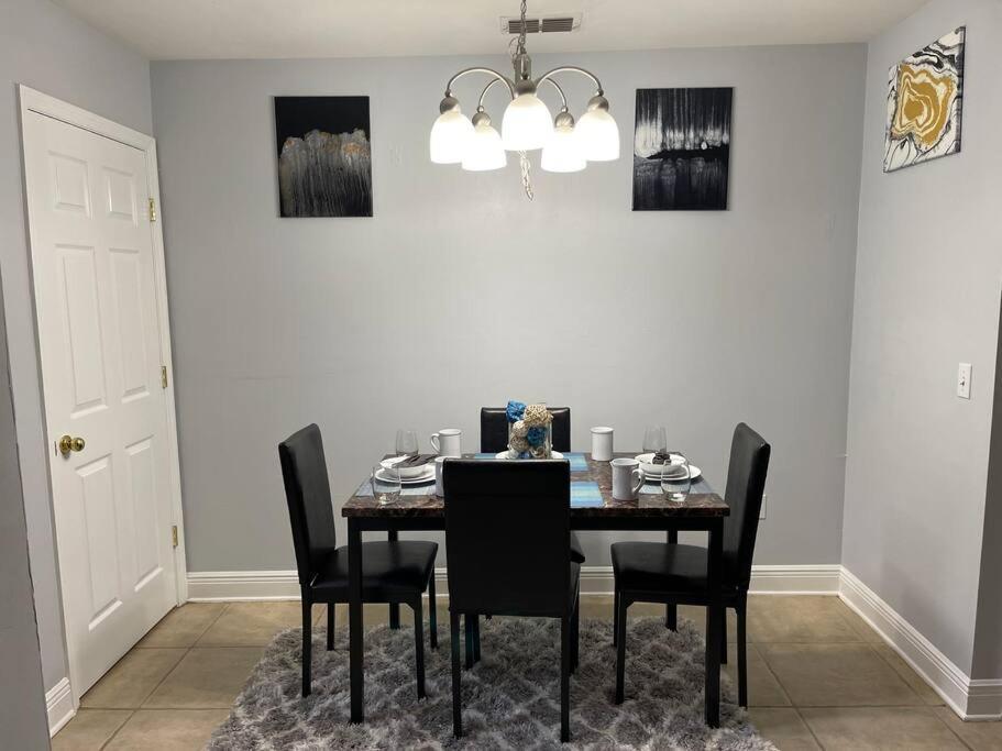 Cheerful 3-Bedrooms With Free Parking On Premises 탤러해시 외부 사진