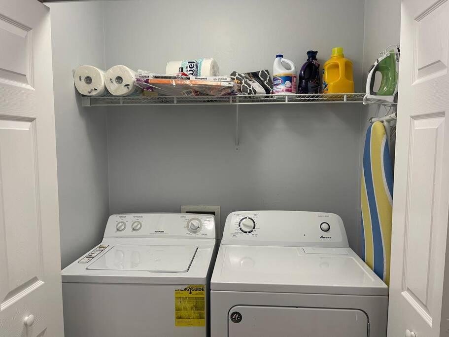 Cheerful 3-Bedrooms With Free Parking On Premises 탤러해시 외부 사진