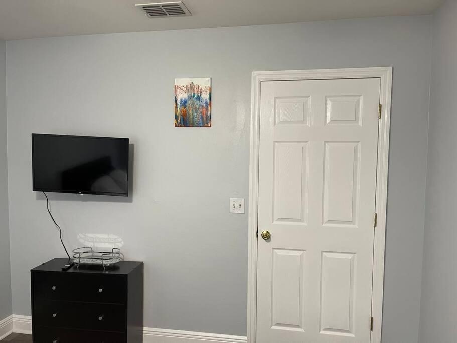 Cheerful 3-Bedrooms With Free Parking On Premises 탤러해시 외부 사진