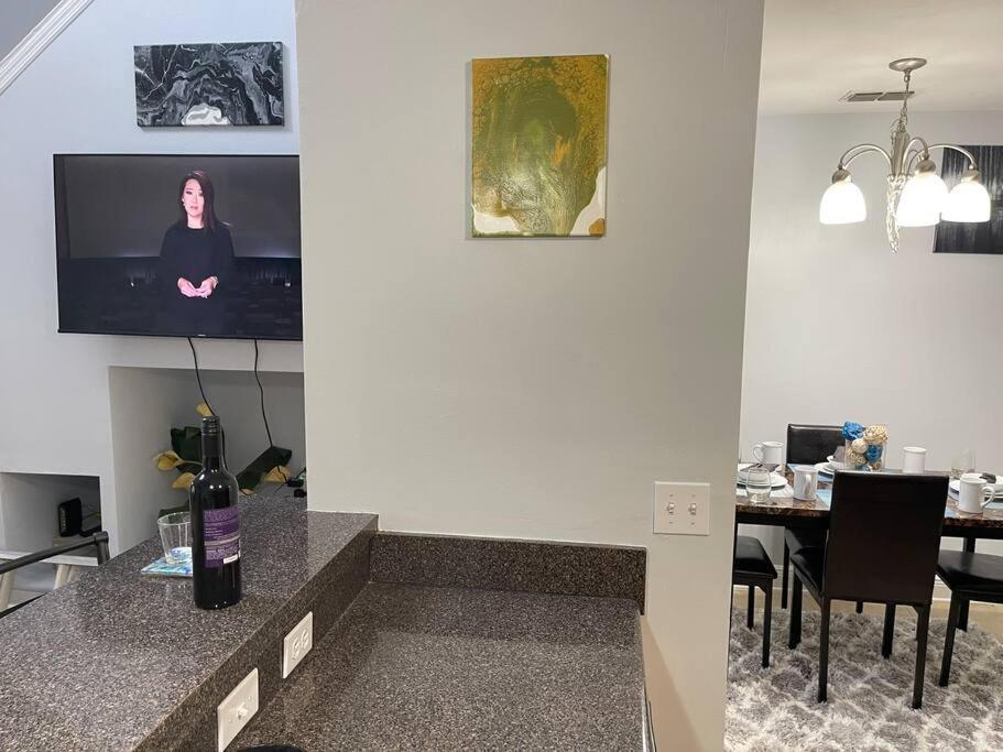 Cheerful 3-Bedrooms With Free Parking On Premises 탤러해시 외부 사진